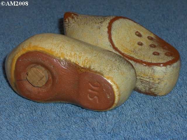 Frankoma Dutch Shoe shakers glazed desert gold